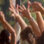 Aula de Yoga com Pedro Kupfer e a turma