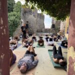 Aula de Yoga com Pedro Kupfer e a turma