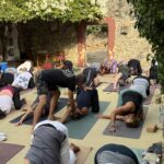 Aula de Yoga com Pedro Kupfer e a turma